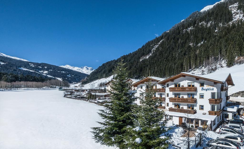 Hotel Bergblick Racines Exteriér fotografie